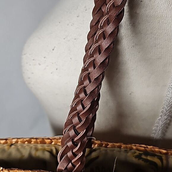 Shoulder Bag 100 Percent Wheat Straw Braided Handles Tan Brown NWT - Picture 3 of 7